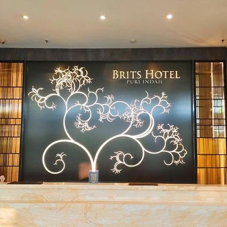 Brits Hotel Puri Indah Jakarta Exterior foto