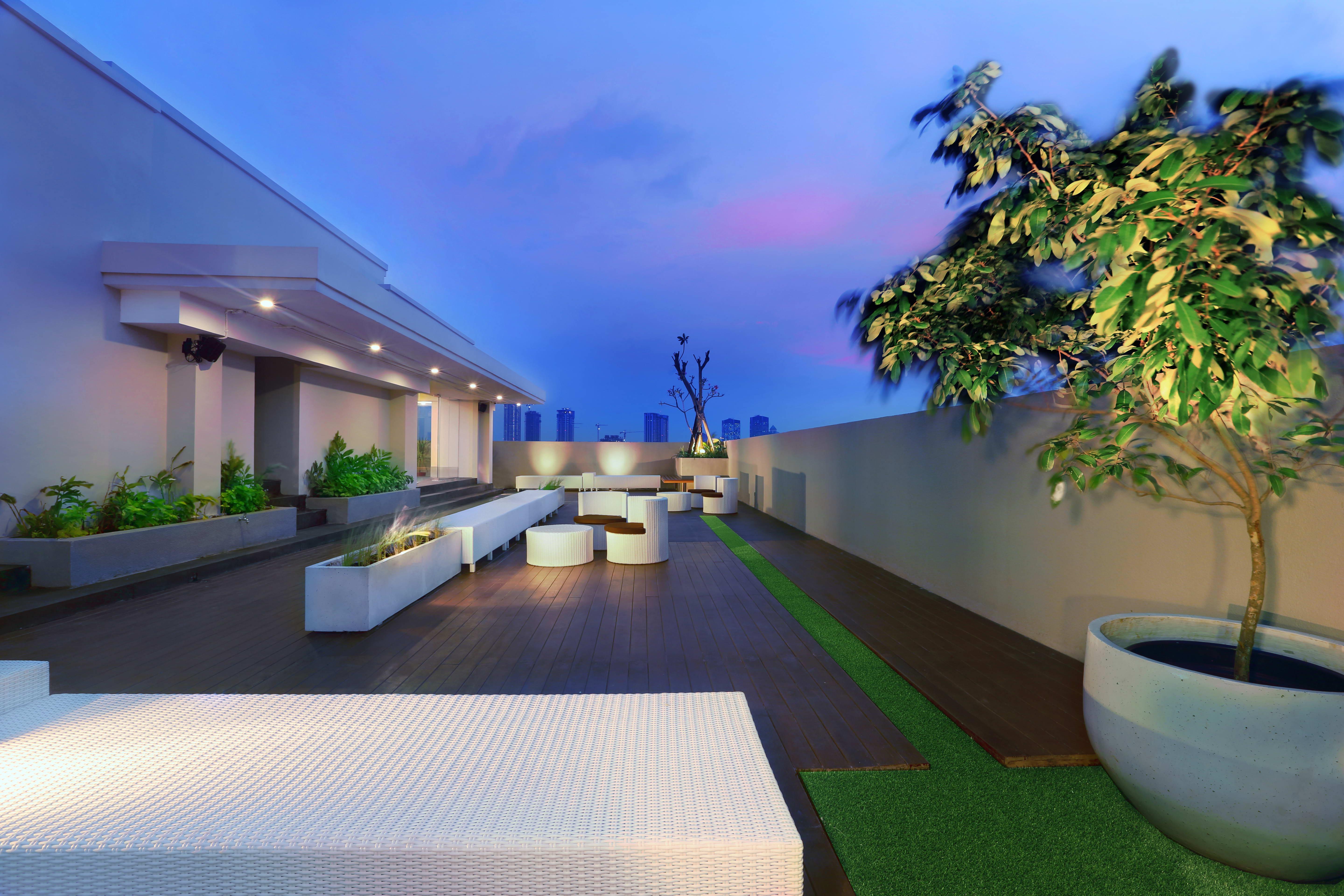 Brits Hotel Puri Indah Jakarta Exterior foto