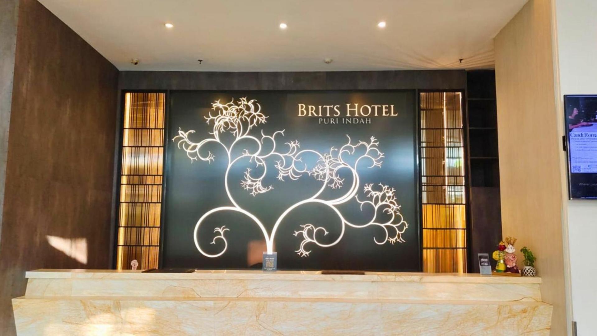 Brits Hotel Puri Indah Jakarta Exterior foto